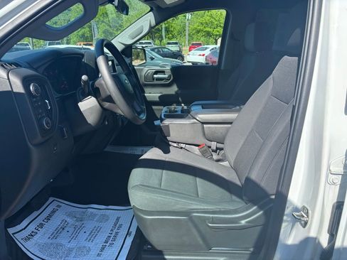 Used 2020 Chevrolet Silverado 1500 Custom w/ Custom Value Package AWD/4WD image 16