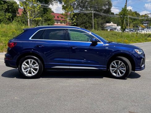 Used 2025 Audi Q3 2.0T Premium w/ Convenience Package AWD/4WD image 7