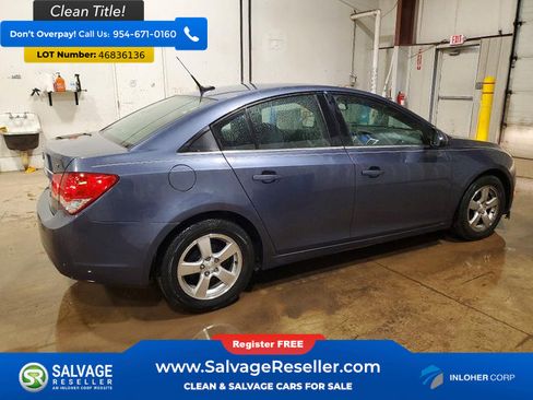 Used 2013 Chevrolet Cruze LT FWD image 4