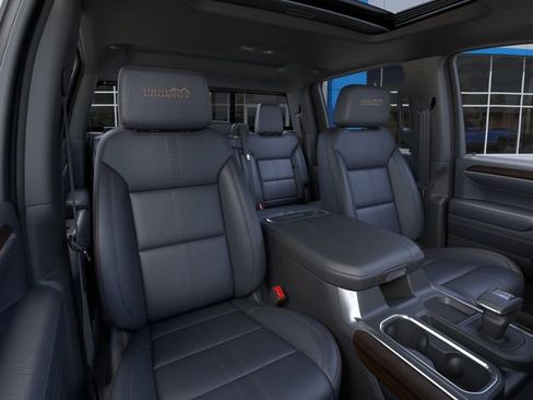 New 2026 Chevrolet Silverado 1500 High Country AWD/4WD image 16