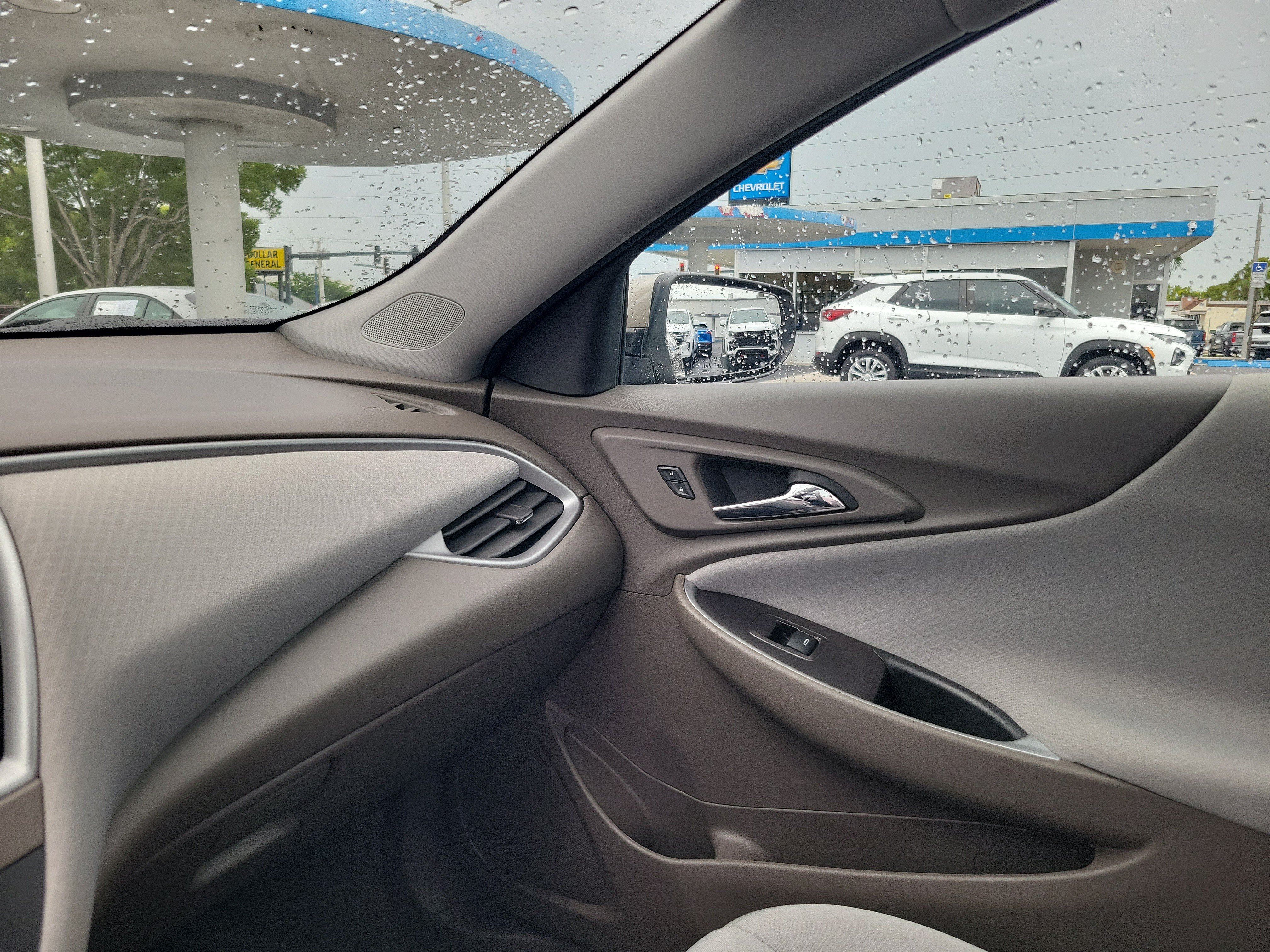 Used 2025 Chevrolet Malibu LT FWD image 26