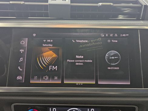 New 2025 Audi Q3 2.0T Premium image 16