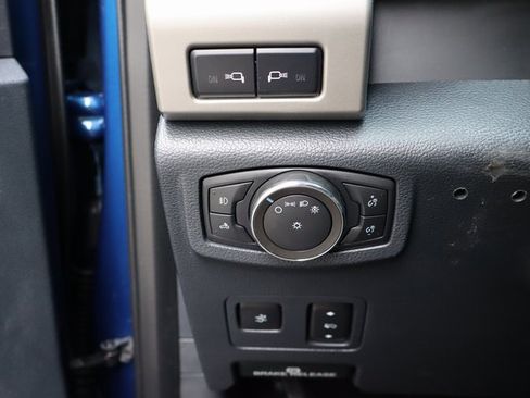 Used 2022 Ford F250 Lariat w/ Lariat Ultimate Package image 37