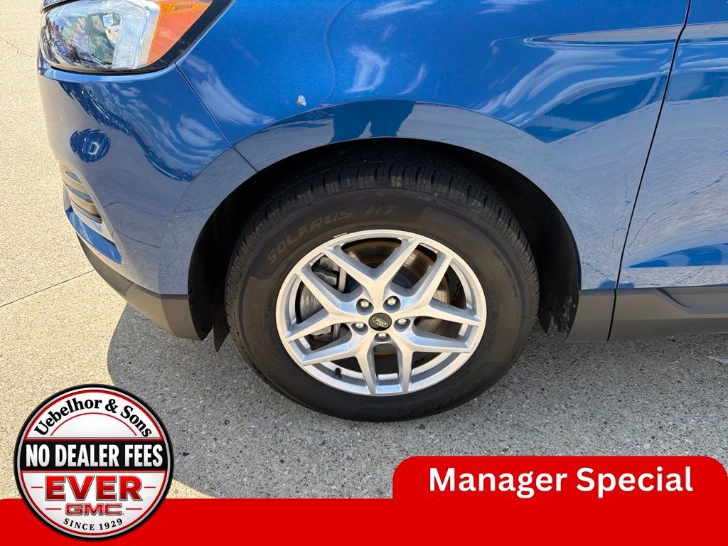 Used 2024 Ford Edge SEL AWD/4WD image 14