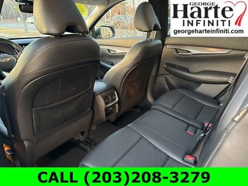Certified 2023 INFINITI QX50 Luxe image 13