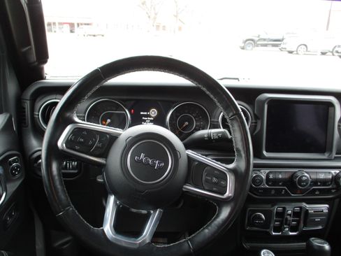 Used 2021 Jeep Gladiator Overland w/ Popular Equipment Package image 31