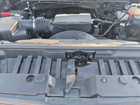 Used 2025 Chevrolet Silverado 2500 LT w/ Convenience Package AWD/4WD image 21