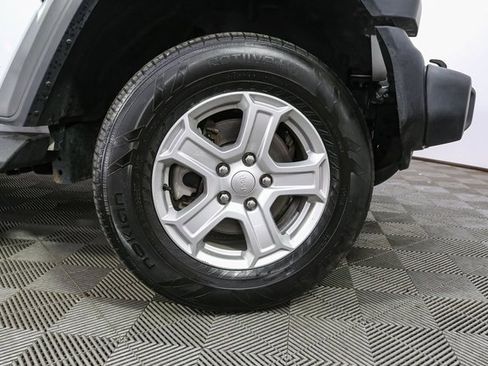 Used 2023 Jeep Wrangler Sport S image 14