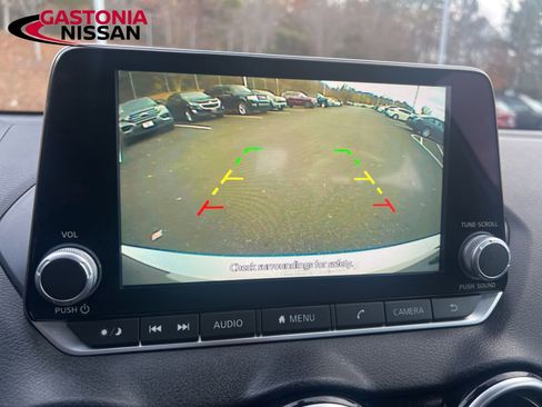 Used 2022 Nissan Sentra SV image 44