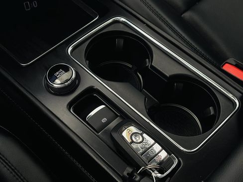 Used 2023 Lincoln Corsair AWD w/ Equipment Group 101A image 57