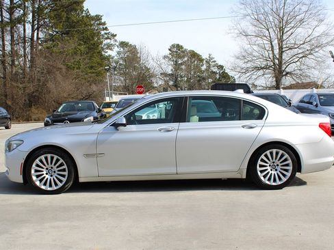 Used 2009 BMW 750Li 750Li image 4