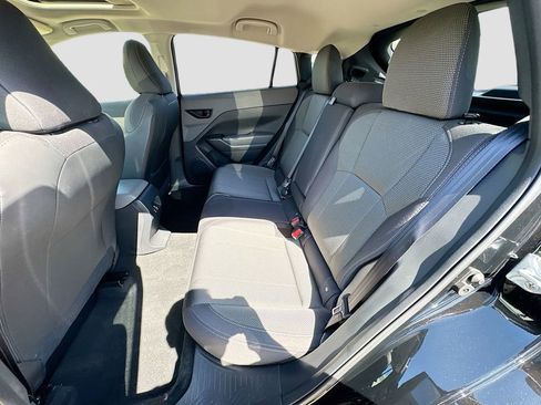 Used 2024 Subaru Crosstrek 2.0i Premium image 31