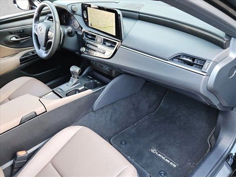 Used 2024 Lexus ES 350 w/ Premium Package FWD image 22