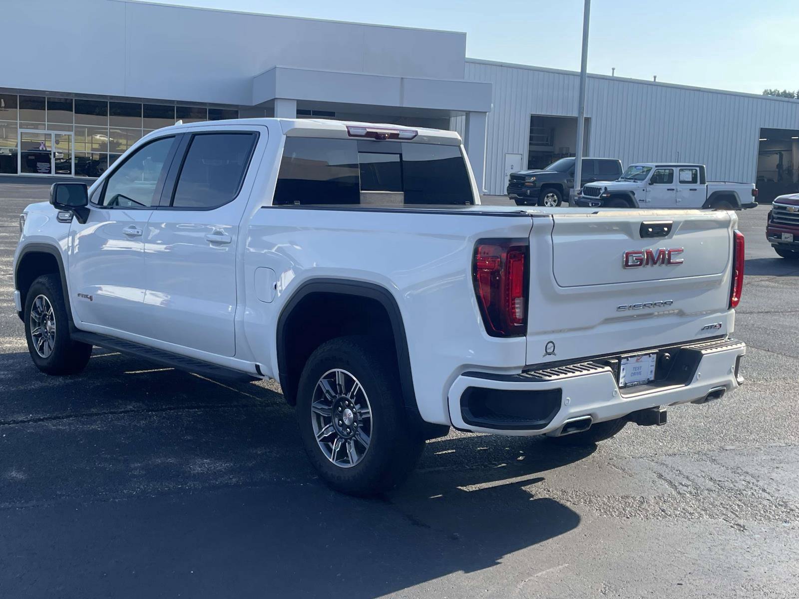 Certified 2024 GMC Sierra 1500 AT4 w/ Technology Package AWD/4WD image 6