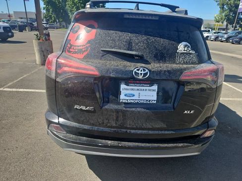 Used 2018 Toyota RAV4 XLE w/ Plus Extra Value Package FWD image 7