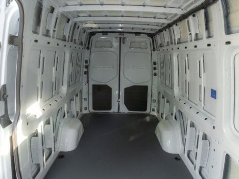 New 2025 Mercedes-Benz Sprinter 2500 image 10