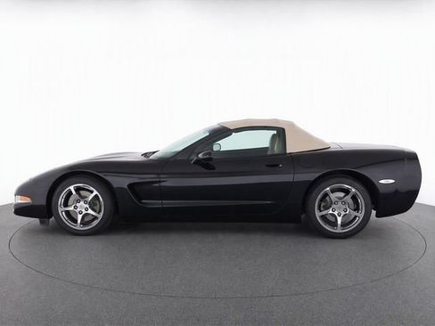 Used 2004 Chevrolet Corvette Convertible w/ Preferred Equipment Group RWD image 6