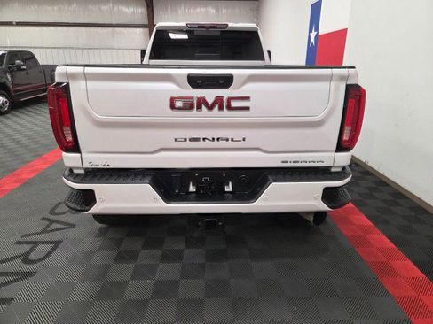 Used 2023 GMC Sierra 2500 Denali image 16