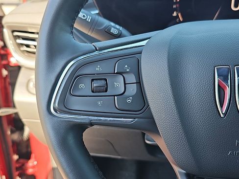 Used 2024 Buick Envista Preferred w/ Convenience I Package image 17