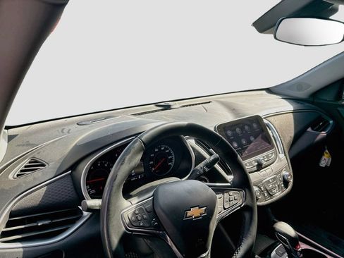Used 2025 Chevrolet Malibu RS w/ LPO, Floor Liner Package FWD image 11