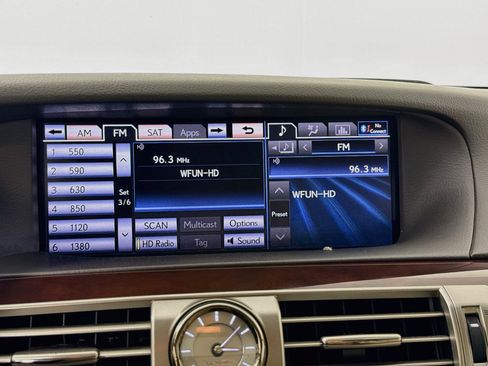 Used 2014 Lexus LS 460 AWD w/ Comfort Package image 15