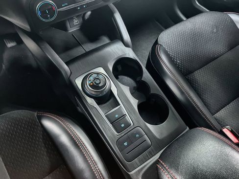 Used 2025 Ford Escape ST-Line image 34