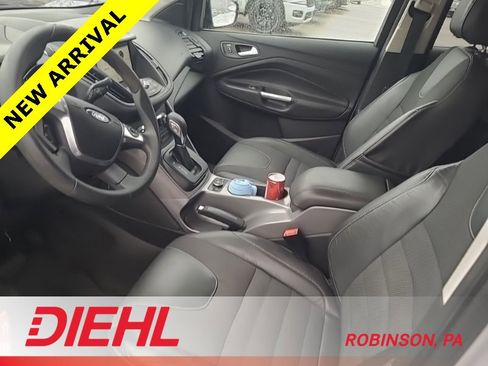 Used 2016 Ford Escape SE w/ SE Chrome Package image 7