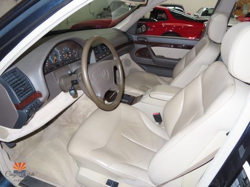 Used 1996 Mercedes-Benz S 320 image 2