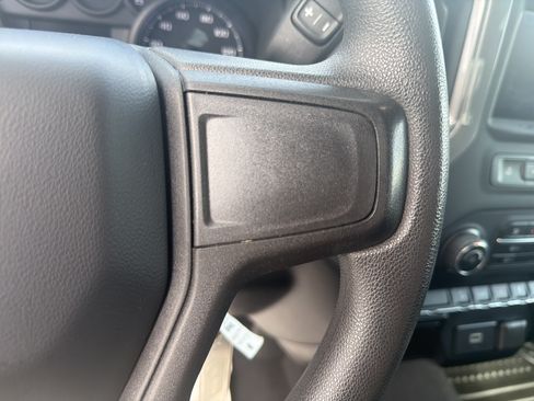 Used 2020 Chevrolet Silverado 1500 Custom Trail Boss w/ Custom Convenience Package AWD/4WD image 19