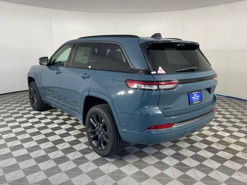New 2026 Jeep Grand Cherokee Limited AWD/4WD image 11