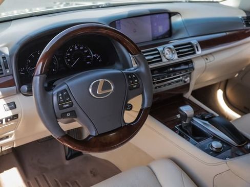 Used 2014 Lexus LS 460 AWD w/ Comfort Package image 22