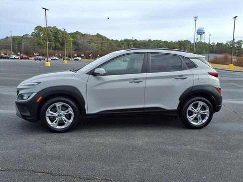 Used 2023 Hyundai Kona SEL image 16