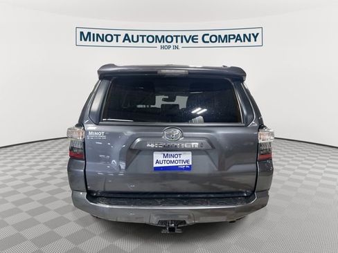 Used 2023 Toyota 4Runner SR5 AWD/4WD image 7