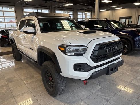 Certified 2023 Toyota Tacoma TRD Pro image 2