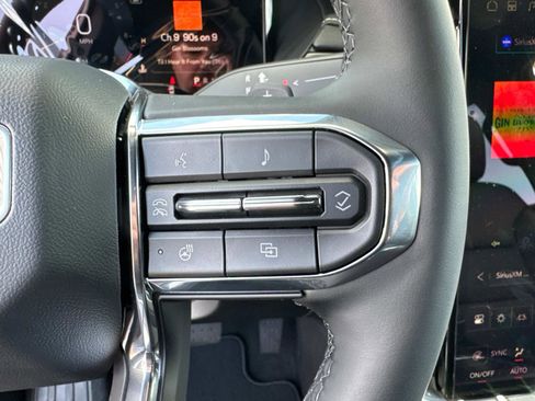 New 2025 GMC Acadia Elevation w/ Elevation Premium Package image 32