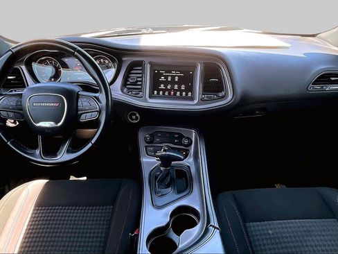 Used 2023 Dodge Challenger SXT RWD image 14