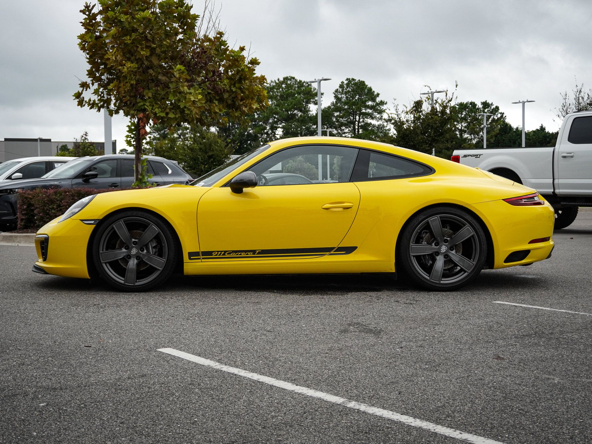 Used 2018 Porsche 911 Carrera T RWD image 7