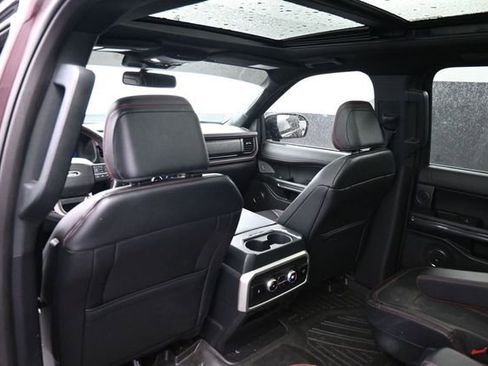 Used 2024 Ford Expedition Limited AWD/4WD image 35