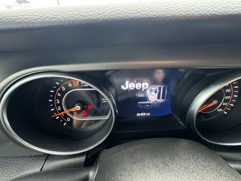 Used 2023 Jeep Gladiator Sport AWD/4WD image 28