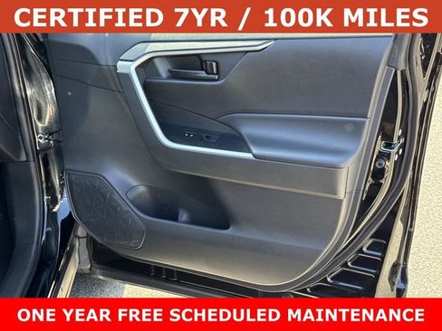 Used 2023 Toyota RAV4 LE AWD/4WD image 8