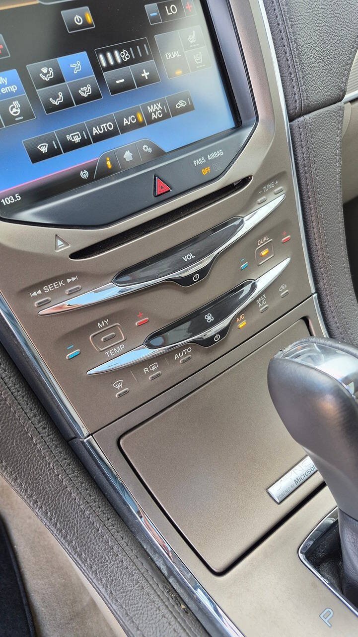 Used 2015 Lincoln MKX AWD w/ Equipment Group 102A image 33