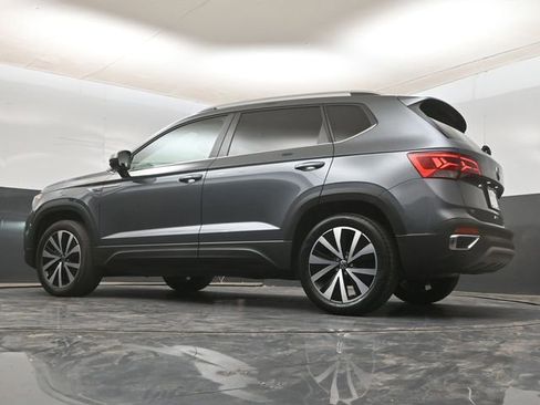 Used 2023 Volkswagen Taos SE AWD/4WD image 18