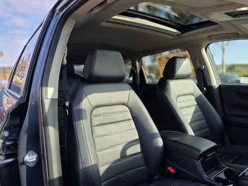 Used 2025 Honda CR-V EX-L image 11