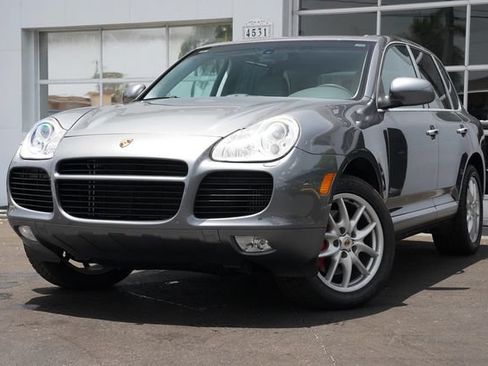 Used 2005 Porsche Cayenne Turbo AWD/4WD image 1