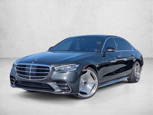 Used 2022 Mercedes-Benz S 500 4MATIC image 1