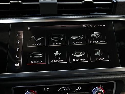 New 2025 Audi Q3 2.0T Premium image 34