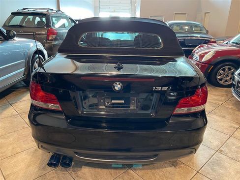 Used 2009 BMW 135i Convertible image 24
