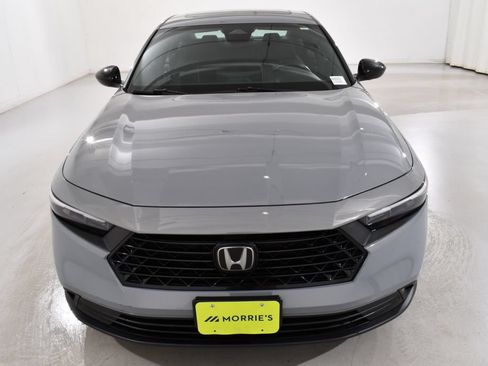 Used 2024 Honda Accord Sport image 3