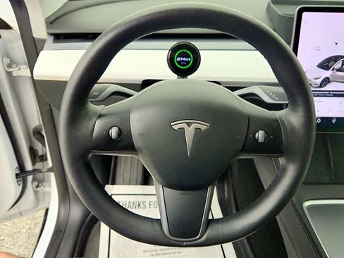 Used 2021 Tesla Model Y Long Range AWD/4WD image 13