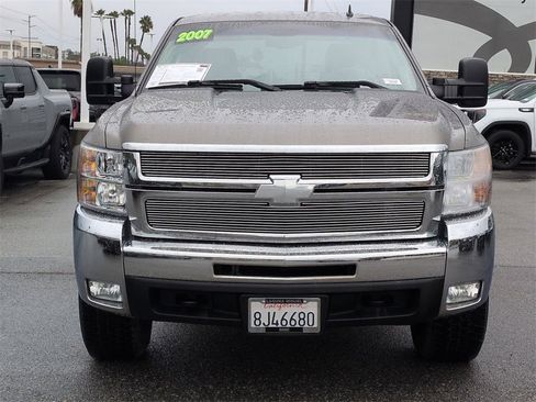 Used 2007 Chevrolet Silverado 2500 LTZ w/ Safety Package image 2